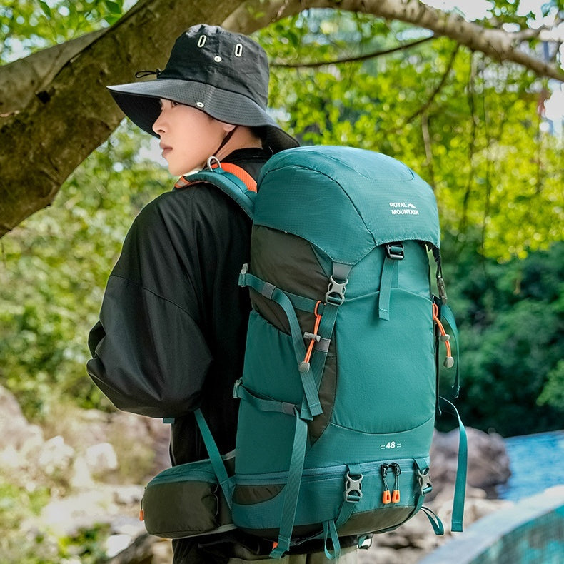 Outdoor Professional Large Capacity 35L Backpack
