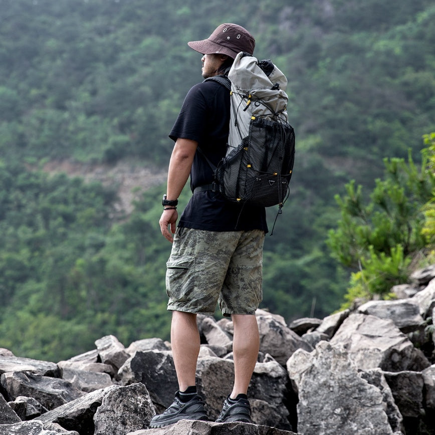 Outdoor Mountaineering 35L Hiking Large Capacity Backpack